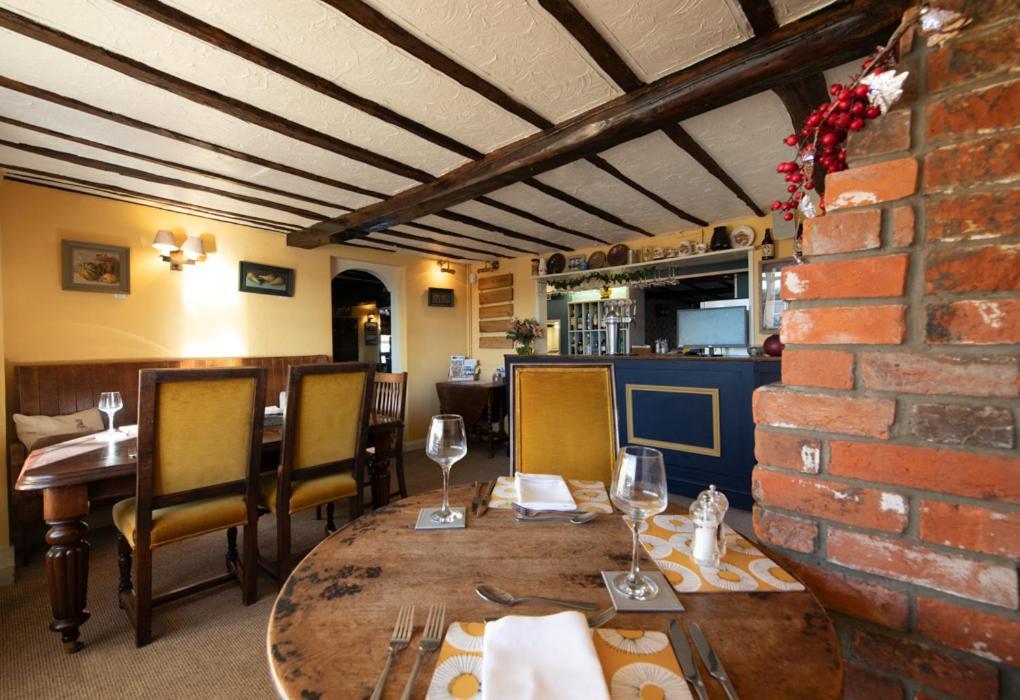 The Pheasant Public House & Hotel Gestingthorpe Εξωτερικό φωτογραφία